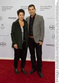 Dunja Hayali und Mitri Sirin - Ankunft zur Guido Maria Kretschmer Fashion-Show im Rahmen der Mercedes-Benz Fashion Week Berlin Autumn Winter 2016 am Brandenburger Tor in Berlin am 19.01.2016. Mercedes-Benz Fashion Week Berlin Autumn Winter 2016