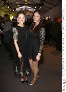 Linda Hesse und Lisa Steiner bei der Ewa Herzog Fashion Show auf der Mercedes-Benz Fashion Week Berlin Autumn Winter 2016. Berlin, 21.01.2016 Foto:xS.xGabschx xFuturexImage
