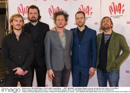 - LINT, BELGIUM: Het Zesde Metaal pictured during the ninth edition of the MIA s (Music Industry Award) award show, in Lint, Thursday 21 January 2016. The MIA awards are handed out by the VRT and Kunstenpunt.  JAMESxARTHURxGEKIERE 04778626