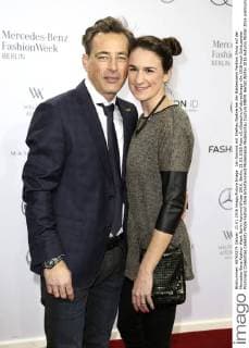 Jan Sosniok mit Ehefrau Nadine bei der Baldessarini Fashion Show auf der Mercedes-Benz Fashion Week Berlin Autumn Winter 2016. Berlin, 21.01.2016 Foto:xS.xGabschx xFuturexImage