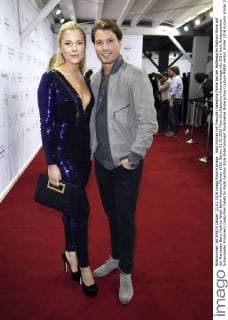 Raul Richter mit Freundin Valentina Pahde bei der Baldessarini Fashion Show auf der Mercedes-Benz Fashion Week Berlin Autumn Winter 2016. Berlin, 21.01.2016 Foto:xS.xGabschx xFuturexImage