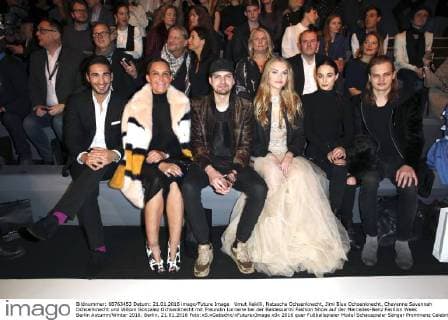 Umut Kekilli, Natascha Ochsenknecht, Jimi Blue Ochsenknecht, Cheyenne Savannah Ochsenknecht und Wilson Gonzalez Ochsenknecht mit Freundin Lorraine bei der Baldessarini Fashion Show auf der Mercedes-Benz Fashion Week Berlin Autumn Winter 2016. Berlin, 21.01.2016 Foto:xS.xGabschx xFuturexImage