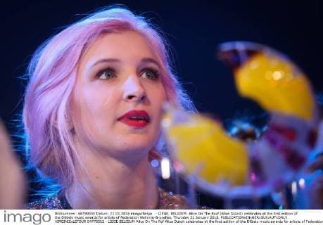 - LIEGE, BELGIUM: Alice On The Roof (Alice Dutoit) celebrates at the first edition of the D6bels music awards for artists of Federation Wallonie-Bruxelles, Thursday 21 January 2016.  VIRGINIExLEFOUR 04779511