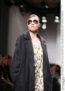 Jan. 22, 2016 - Berlin, Germany - Mercedes-Benz Fashion Week Autumn Winter in Berlin. Models present collection of Ioana Ciolacu. Berlin Germany - ZUMAp133
