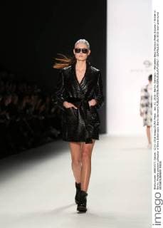 Jan. 22, 2016 - Berlin, Germany - Mercedes-Benz Fashion Week Autumn Winter in Berlin. Models present collection of Emre Erdemoglu. Berlin Germany - ZUMAp133