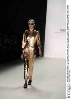 Jan. 22, 2016 - Berlin, Germany - Mercedes-Benz Fashion Week Autumn Winter in Berlin. Models present collection of Emre Erdemoglu. Berlin Germany - ZUMAp133