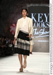 Model bei der Key Looks - The Show von Fashion ID auf der Mercedes-Benz Fashion Week Berlin Autumn Winter 2016. Berlin, 23.01.2016 Foto:xS.xGabschx xFuturexImage