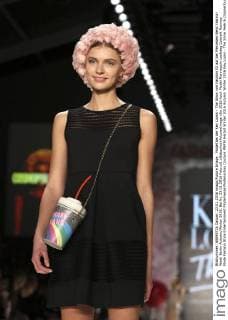 Model bei der Key Looks - The Show von Fashion ID auf der Mercedes-Benz Fashion Week Berlin Autumn Winter 2016. Berlin, 23.01.2016 Foto:xS.xGabschx xFuturexImage