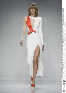 204232 Marineau Starface 2016-01-24 Paris France Defile haute couture Atellier Versace Printemps été 2016. Atelier Versace, Couture spring-summer 2016,Paris, France Editorial use only  Copyright: xMarineaux STAR_204232_007