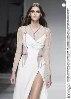 204232 Marineau Starface 2016-01-24 Paris France Defile haute couture Atellier Versace Printemps été 2016. Atelier Versace, Couture spring-summer 2016,Paris, France Editorial use only  Copyright: xMarineaux STAR_204232_015