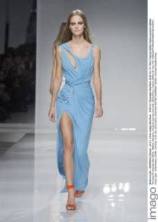 204232 Marineau Starface 2016-01-24 Paris France Defile haute couture Atellier Versace Printemps été 2016. Atelier Versace, Couture spring-summer 2016,Paris, France Editorial use only  Copyright: xMarineaux STAR_204232_019