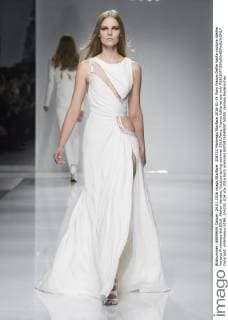 204232 Marineau Starface 2016-01-24 Paris France Defile haute couture Atellier Versace Printemps été 2016. Atelier Versace, Couture spring-summer 2016,Paris, France Editorial use only  Copyright: xMarineaux STAR_204232_024