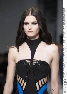 204232 Marineau Starface 2016-01-24 Paris France Defile haute couture Atellier Versace Printemps été 2016. Atelier Versace, Couture spring-summer 2016,Paris, France Editorial use only  Copyright: xMarineaux STAR_204232_034