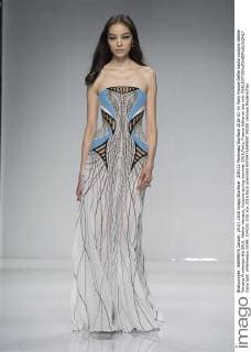 204232 Marineau Starface 2016-01-24 Paris France Defile haute couture Atellier Versace Printemps été 2016. Atelier Versace, Couture spring-summer 2016,Paris, France Editorial use only  Copyright: xMarineaux STAR_204232_035
