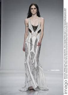 204232 Marineau Starface 2016-01-24 Paris France Defile haute couture Atellier Versace Printemps été 2016. Atelier Versace, Couture spring-summer 2016,Paris, France Editorial use only  Copyright: xMarineaux STAR_204232_038