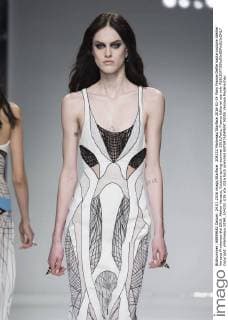 204232 Marineau Starface 2016-01-24 Paris France Defile haute couture Atellier Versace Printemps été 2016. Atelier Versace, Couture spring-summer 2016,Paris, France Editorial use only  Copyright: xMarineaux STAR_204232_039