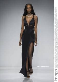 204232 Marineau Starface 2016-01-24 Paris France Defile haute couture Atellier Versace Printemps été 2016. Atelier Versace, Couture spring-summer 2016,Paris, France Editorial use only  Copyright: xMarineaux STAR_204232_040