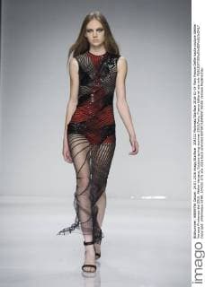 204232 Marineau Starface 2016-01-24 Paris France Defile haute couture Atellier Versace Printemps été 2016. Atelier Versace, Couture spring-summer 2016,Paris, France Editorial use only  Copyright: xMarineaux STAR_204232_075