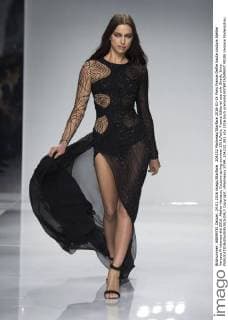 204232 Marineau Starface 2016-01-24 Paris France Defile haute couture Atellier Versace Printemps été 2016. Atelier Versace, Couture spring-summer 2016,Paris, France Editorial use only Shayk, Irina  Copyright: xMarineaux STAR_204232_083
