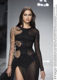 204232 Marineau Starface 2016-01-24 Paris France Defile haute couture Atellier Versace Printemps été 2016. Atelier Versace, Couture spring-summer 2016,Paris, France Editorial use only Shayk, Irina  Copyright: xMarineaux STAR_204232_084