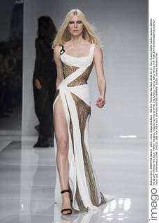 204232 Marineau Starface 2016-01-24 Paris France Defile haute couture Atellier Versace Printemps été 2016. Atelier Versace, Couture spring-summer 2016,Paris, France Editorial use only  Copyright: xMarineaux STAR_204232_085
