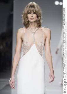 204232 Marineau Starface 2016-01-24 Paris France Defile haute couture Atellier Versace Printemps été 2016. Atelier Versace, Couture spring-summer 2016,Paris, France Editorial use only  Copyright: xMarineaux STAR_204232_090
