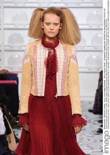 Paris Fashion Week - Schiaparelli Modenschau 204258 Marineau Starface 2016-01-25 Paris France Paris Fashion week. Defilé Haute Couture Printemps été 2016 Schiaparelli Schiaparelli, Couture spring-summer 2016 Paris, France Editorial use only _sans_perso  Copyright: xMarineaux STAR_204258_008
