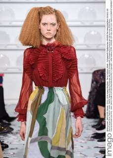 Paris Fashion Week - Schiaparelli Modenschau 204258 Marineau Starface 2016-01-25 Paris France Paris Fashion week. Defilé Haute Couture Printemps été 2016 Schiaparelli Schiaparelli, Couture spring-summer 2016 Paris, France Editorial use only _sans_perso  Copyright: xMarineaux STAR_204258_014