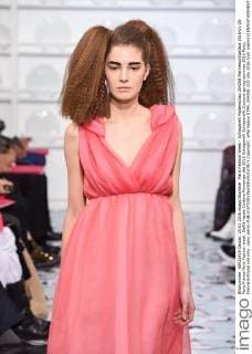 Paris Fashion Week - Schiaparelli Modenschau 204258 Marineau Starface 2016-01-25 Paris France Paris Fashion week. Defilé Haute Couture Printemps été 2016 Schiaparelli Schiaparelli, Couture spring-summer 2016 Paris, France Editorial use only _sans_perso  Copyright: xMarineaux STAR_204258_032