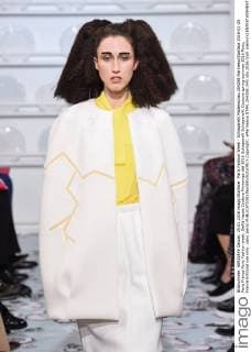 Paris Fashion Week - Schiaparelli Modenschau 204258 Marineau Starface 2016-01-25 Paris France Paris Fashion week. Defilé Haute Couture Printemps été 2016 Schiaparelli Schiaparelli, Couture spring-summer 2016 Paris, France Editorial use only _sans_perso  Copyright: xMarineaux STAR_204258_043