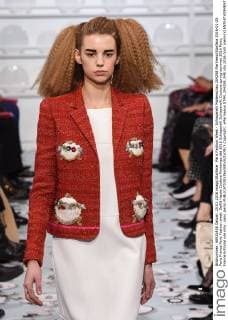Paris Fashion Week - Schiaparelli Modenschau 204258 Marineau Starface 2016-01-25 Paris France Paris Fashion week. Defilé Haute Couture Printemps été 2016 Schiaparelli Schiaparelli, Couture spring-summer 2016 Paris, France Editorial use only _sans_perso  Copyright: xMarineaux STAR_204258_048