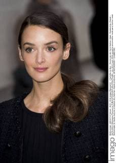Charlotte Le Bon - Promis bei der Paris Fashion Week, Modenschau Chanel - 26 01 2016 JBAutissier Panoramic 