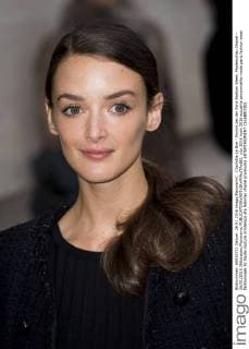 Charlotte Le Bon - Promis bei der Paris Fashion Week, Modenschau Chanel - 26 01 2016 JBAutissier Panoramic 