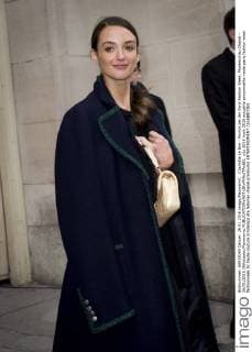 Charlotte Le Bon - Promis bei der Paris Fashion Week, Modenschau Chanel - 26 01 2016 JBAutissier Panoramic 