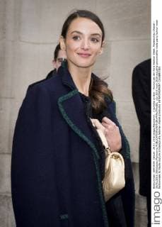 Charlotte Le Bon - Promis bei der Paris Fashion Week, Modenschau Chanel - 26 01 2016 JBAutissier Panoramic 