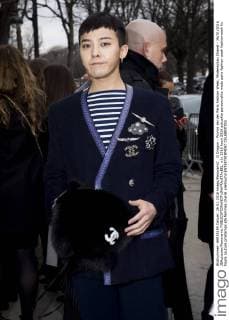 G Dragon - Promis bei der Paris Fashion Week, Modenschau Chanel - 26 01 2016 JBAutissier Panoramic 