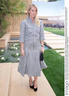 204265 Serge Arnal Starface 2016-01-26 Paris France Paris Fashion week. Defilé Haute Couture Printemps été 2016. Chanel. People. Paltrow, Gwyneth  Copyright: xSergexArnalx xStarfacex STAR_204265_026