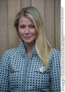 204265 Serge Arnal Starface 2016-01-26 Paris France Paris Fashion week. Defilé Haute Couture Printemps été 2016. Chanel. People. Paltrow, Gwyneth  Copyright: xSergexArnalx xStarfacex STAR_204265_052