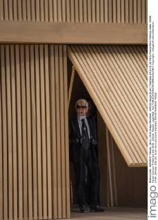 204265 Serge Arnal Starface 2016-01-26 Paris France Paris Fashion week. Defilé Haute Couture Printemps été 2016. Chanel. People. Lagerfeld, Karl  Copyright: xSergexArnalx xStarfacex STAR_204265_058