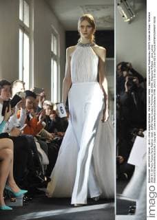 Paris Fashion Week - Stephane Rolland Modenschau 204273 Julien de Rosa Starface 2016-01-26 Paris France Paris Fashion week. Defilé Haute Couture Printemps été 2016. Stéphane Rolland. _sans_perso  Copyright: xJulienxdexRosax xStarfacex STAR_204273_010