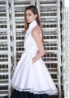 204274 Marineau Starface 2016-01-25 Hotel d Evreux, 19 pl Vendome Paris France Paris Fashion week. Defilé Haute Couture Printemps été 2016 Alexis Mabille. Alexis Mabille, Couture spring-summer 2016, Paris, France Editorial use only  Copyright: xMarineaux STAR_204274_024