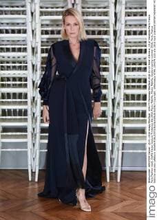 204274 Marineau Starface 2016-01-25 Hotel d Evreux, 19 pl Vendome Paris France Paris Fashion week. Defilé Haute Couture Printemps été 2016 Alexis Mabille. Alexis Mabille, Couture spring-summer 2016, Paris, France Editorial use only Lefebure, Estelle  Copyright: xMarineaux STAR_204274_025