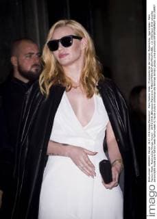 Paris Fashion Week - Prominente bei der Armani Modenschau Iggy Azalea - Paris Fashion Week, Modenschau Giorgio Armani - 26 01 2016 JBAutissier Panoramic 