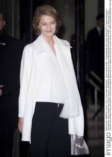 Paris Fashion Week - Prominente bei der Armani Modenschau Charlotte Rampling - Paris Fashion Week, Modenschau Giorgio Armani - 26 01 2016 JBAutissier Panoramic 