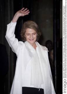 Paris Fashion Week - Prominente bei der Armani Modenschau Charlotte Rampling - Paris Fashion Week, Modenschau Giorgio Armani - 26 01 2016 JBAutissier Panoramic 