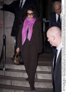 Paris Fashion Week - Prominente bei der Armani Modenschau Francoise Bettencourt Meyers mit Ehemann Jean Pierre Meyers - Paris Fashion Week, Modenschau Giorgio Armani - 26 01 2016 JBAutissier Panoramic 