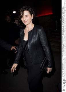 Paris Fashion Week - Prominente bei der Armani Modenschau Juliette Binoche - Paris Fashion Week, Modenschau Giorgio Armani - 26 01 2016 JBAutissier Panoramic 