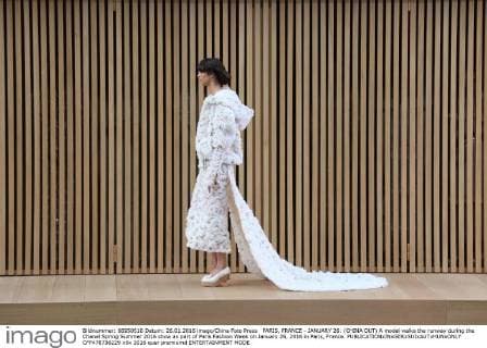 PARIS, FRANCE - JANUARY 26: (CHINA OUT) A model walks the runway during the Chanel Spring Summer 2016 show as part of Paris Fashion Week on January 26, 2016 in Paris, France.  CFP478736229