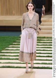PARIS, FRANCE - JANUARY 26: (CHINA OUT) A model walks the runway during the Chanel Spring Summer 2016 show as part of Paris Fashion Week on January 26, 2016 in Paris, France.  CFP478736249