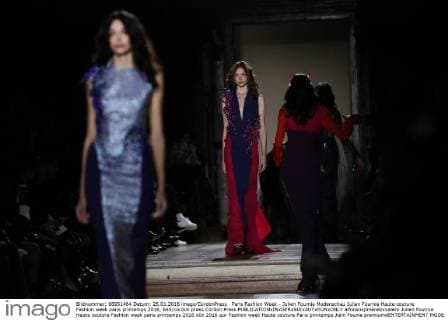Paris Fashion Week - Julien Fournie Modenschau Julien Fournie Haute couture Fashion week paris printemps 2016, 644 cordon press Cordon Press  alfonsoxjimenezxvalero Julien Fournie Haute couture Fashion week paris printemps 2016